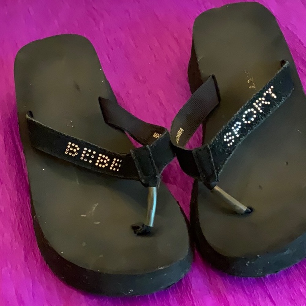 Bebe wedges